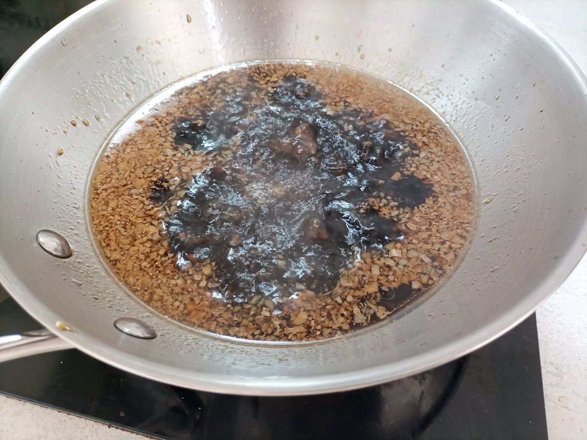 Raven_1998's tweet photo. Chicken with Brokkoli, Rice and home made Teriyaki Sauce. https://t.co/2Y0buBEc29