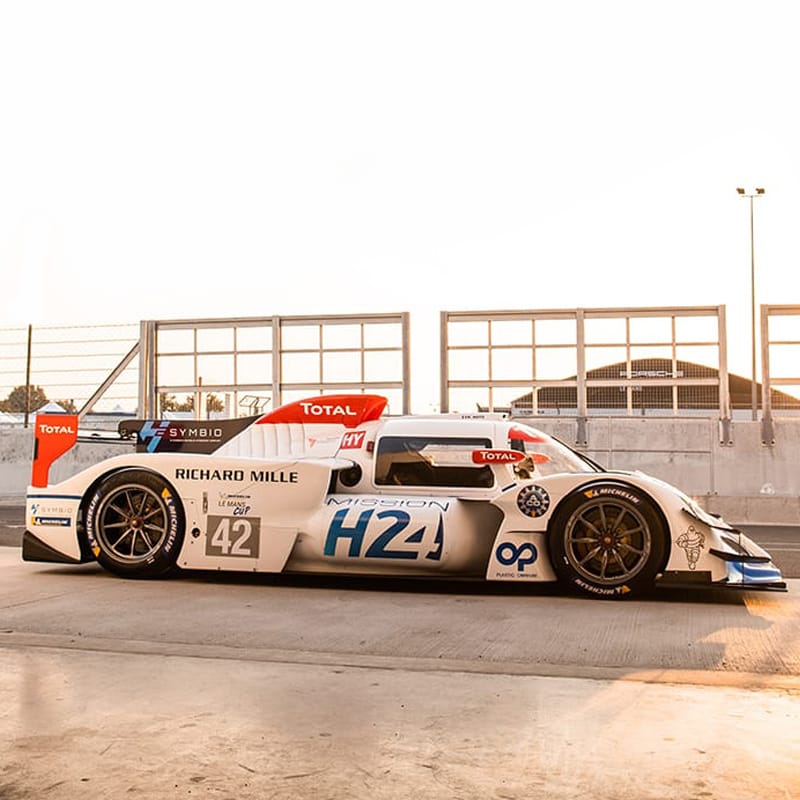 MieegEnergy's tweet photo. The legendary @24hoursoflemans opens its doors to #hydrogen-powered #prototypes. The organizers have announced the new format will start in 2025 with the program #MissionH24.

https://t.co/wtLpTD3TyT https://t.co/NOCSSkDGoQ