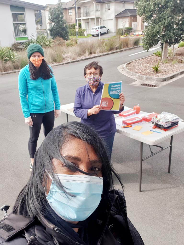 Another successful day distributing our home learning packs. Ka pai team!
#Collaboration 
#homeschoolpartnerships 
<a href="/StonefieldsSch/">Stonefields School</a> <a href="/SsCollaborative/">Stonefields Collab</a> <a href="/shobas/">Shoba Sewnarain</a>