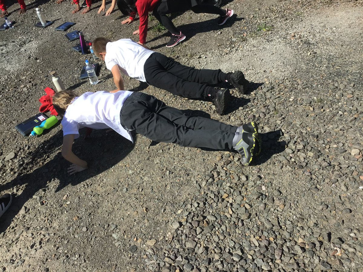 mcgeady_lisa's tweet image. What a fantastic afternoon I had with P6  @StTeresasPS at @ClaypitsLnr! We carried out some tasks around our local environment &amp;amp; took photos which will inspire our writing task tomorrow! #OurDearGreenPlace #LocalEnvironment #HamiltonhillClaypits