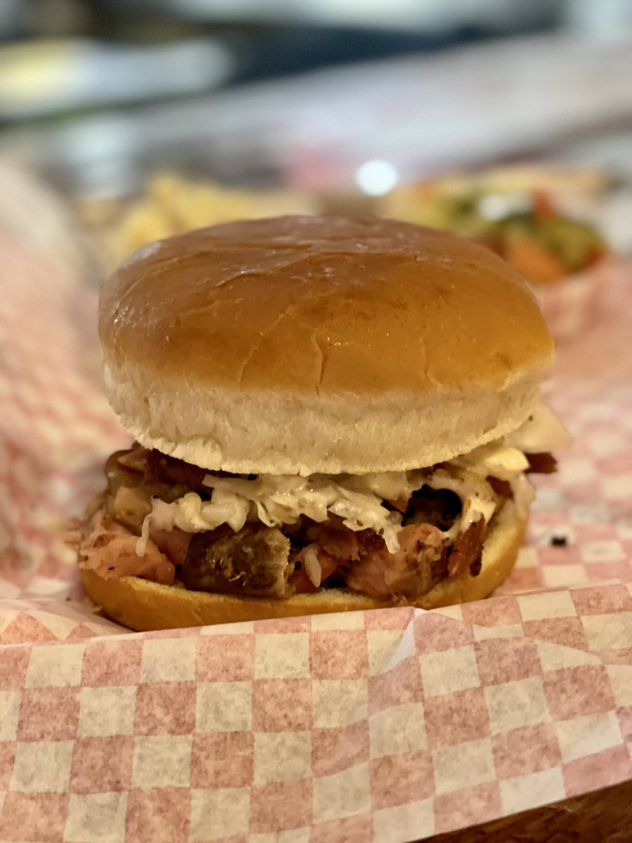 MOBstarkville's tweet photo. 🚨wTRIVIA TONIGHT AT 7🚨
Check out our story for drink specials😉
Pulled Rib Sandwich is our special today- tender rib meat and a bama style build it’s one of our personal favorites!
Special Sides:
Jambalaya, Brunswick Stew, Red Beans and Rice, Boudin Balls, and Collard Greens https://t.co/FTapMn5b1q