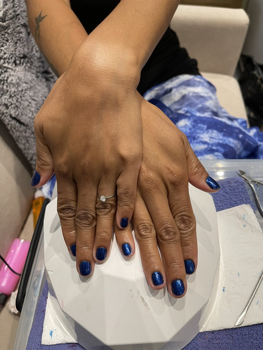 Redseanails's tweet image. Done blue gel polish