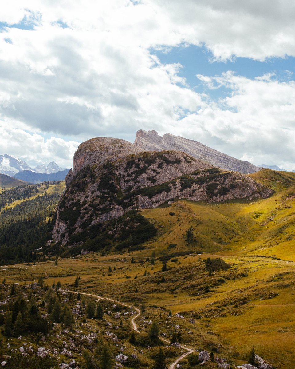 connorgrasso_'s tweet photo. Photos I took in the Dolomites https://t.co/wjrIk6PxXK