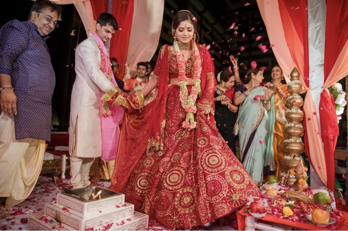 TajLandsEnd's tweet photo. Celebrations at Taj Lands End are a celestial affair.
Here's a glimpse of a dreamy seaside wedding on an outdoor sundowner adorned by glimpses of the gleamingly beautiful sun rays
Photo Credits: @weddingsutra #repost
#TajLandsEnd #TajHotels #TLE #Bandra #TimelessMarriages https://t.co/1FZKzFWDub