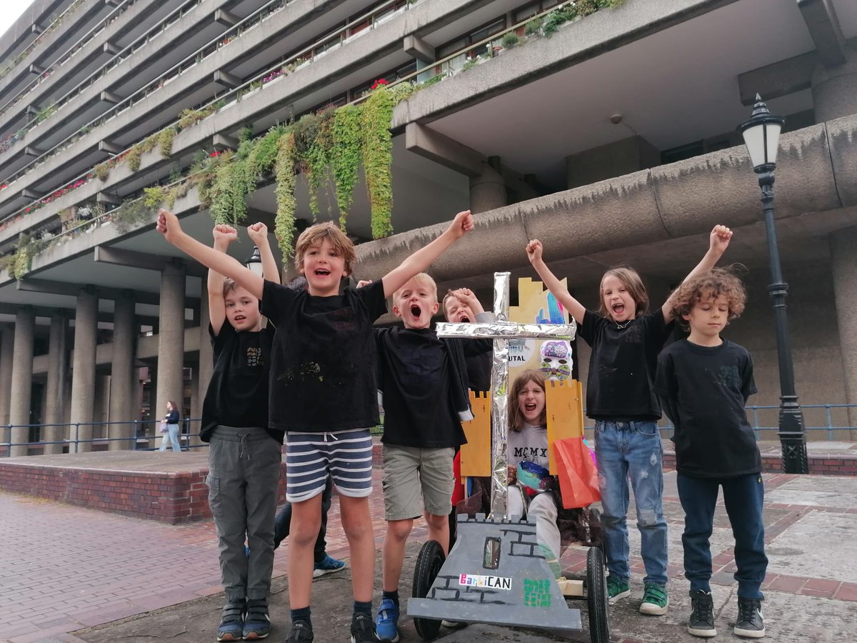 londonplay's tweet image. Day 9 #formulafun Meanwhile down the road at the Barbican another four wheeled triumph was put together by the these guys and put through its paces in the shadow of the aged Roman wall.
@MayorofLondon #LetsDoLondon #letsdogokarts  
@visitlondon