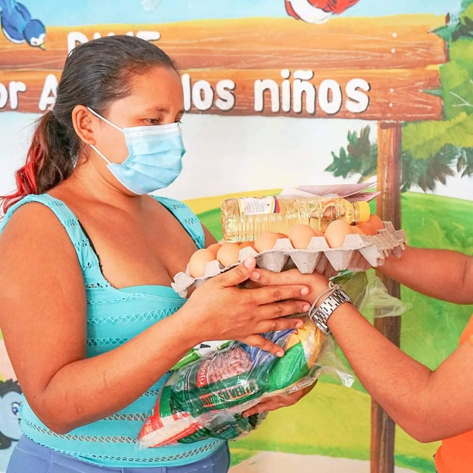 En el mes de agosto avanzamos en la entrega de complementos nutricionales en el municipio de El Carmen de Bolívar. Además, se realizó una charla acerca de la lactancia materna y todos sus beneficios.

<a href="/ICBFColombia/">Bienestar Familiar | ICBF</a>
<a href="/linaarbelaez/">Lina María Arbeláez</a>