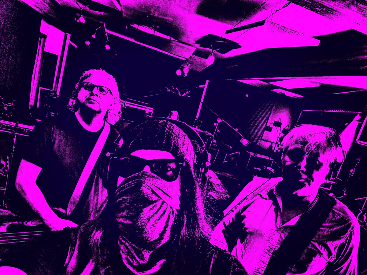 PurpleStrange1's tweet photo. Rolling Child #PurpleStrangers https://t.co/wnC9uQZO3Y
