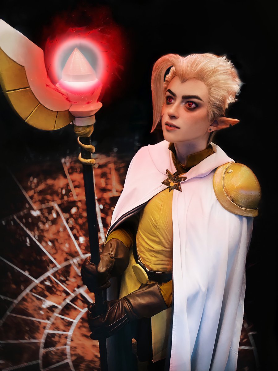 Beggar__Prince's tweet photo. Nothing is more exciting then finding out the VA for GG will be at a FL con next year! I’m slowly updating this sad but bad boy for it when/if I get to meet him! Now enjoy this pic from megacon! #GoldenGuard #toh #theowlhouse #goldenguardcosplay #theowlhousecosplay #tohhunter https://t.co/OWVkevlDB2