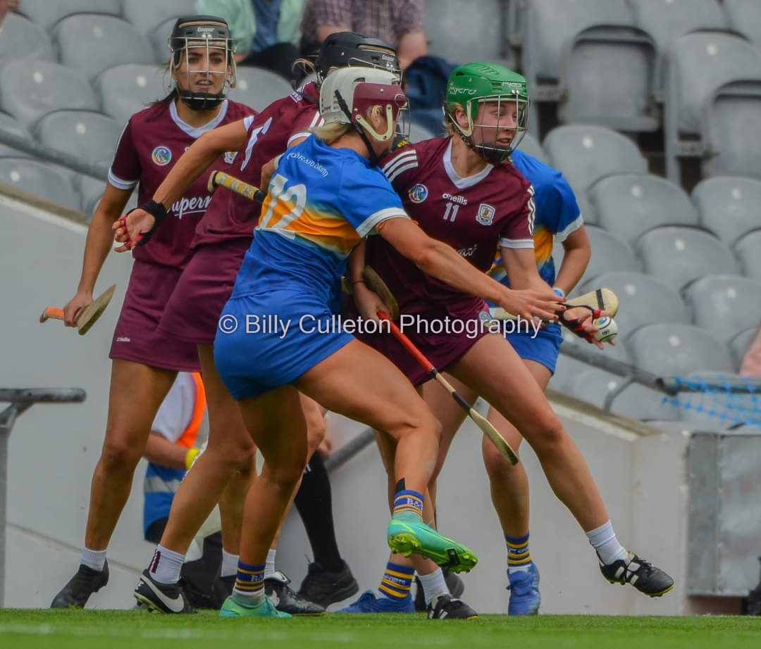 Action from the <a href="/OfficialCamogie/">The Camogie Association</a> All-Ireland Championship S/F where <a href="/GalwayCamogie96/">Official Galway Camogie</a> defeated <a href="/camogietipp/">Tipperary Camogie</a> 1-13 to 0-12 in Croke Park last Sunday. 
Album Link ➡️ m.facebook.com/story.php?stor…
<a href="/theclubmankk/">The Clubman App KK</a> #camogie #camogiechampionship #kkcamogie #cantseecantbe