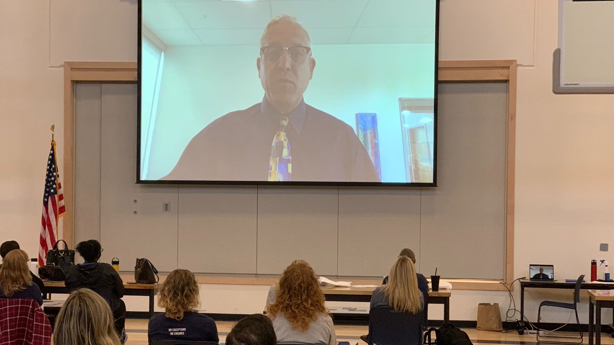 afewthingsworth's tweet photo. @BarlowPride Principal & Instructional Leader of the Year, Bruce Schmidt at @greshamschools Convocation reminded us to keep at the heart of what we do every day for kids begins with a "Strength-Based Approach" #InspiringTruth ✅ https://t.co/hdjKmCPAFS