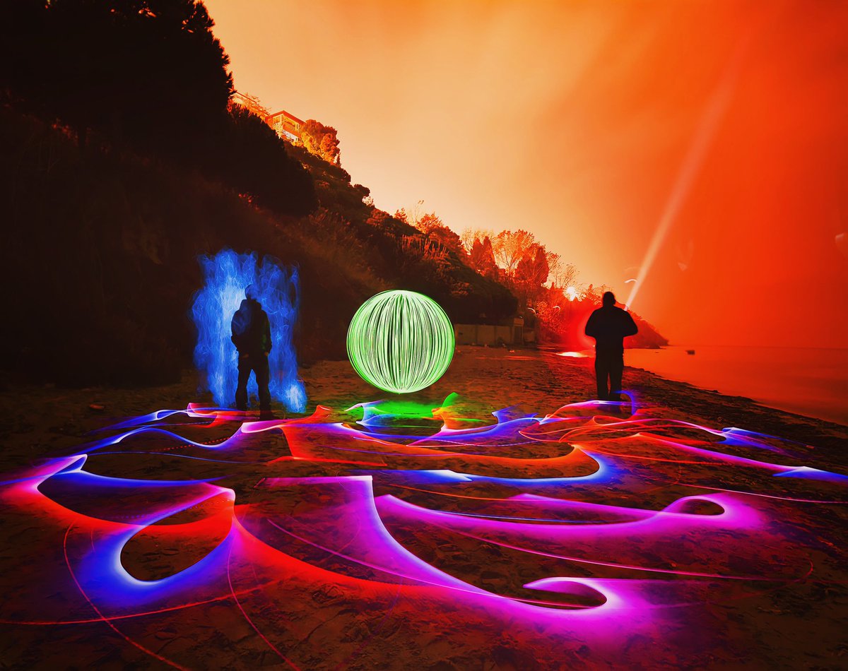 Ali_COBANOGLU_'s tweet photo. Birkaç Light Art Performance Photography koyalım şuraya..

#light #lightart #lightartphotography #lightarts #lightartinstallation #lapp #lightpainting #lightpaintingphotography #lightpaintingart #ışık #ışıklaboyama https://t.co/NqZyJKbwEf