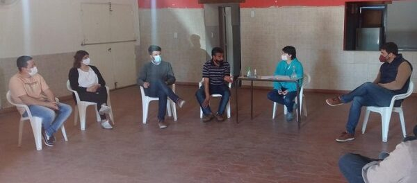 #Olavarría | Ezequiel Galli visitó la Sociedad de Fomento del barrio AOMA cutt.ly/FWxczOY