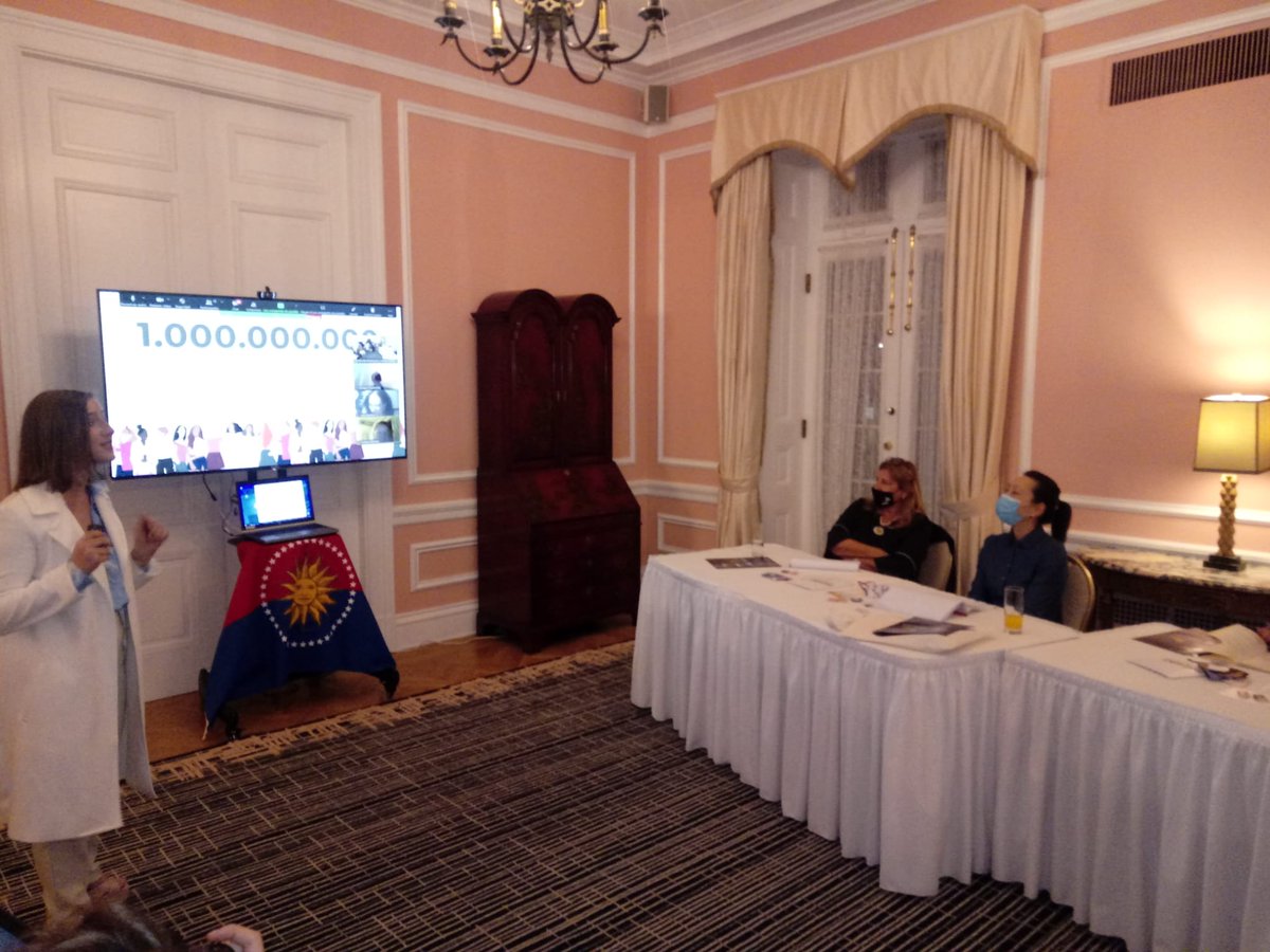 Agradecida y emocionada por el reconocimiento!

Se finalizó la primera edición de Academia de Mujeres Emprendedoras (#AWE) <a href="/CIE/">cie@motenaiさん</a> Centro de Innovación y Emprendimientos ORT <a href="/UniversidadORT/">Universidad ORT Uruguay</a> 

Maravillosa experiencia compartida con emprendedoras de todo el país.