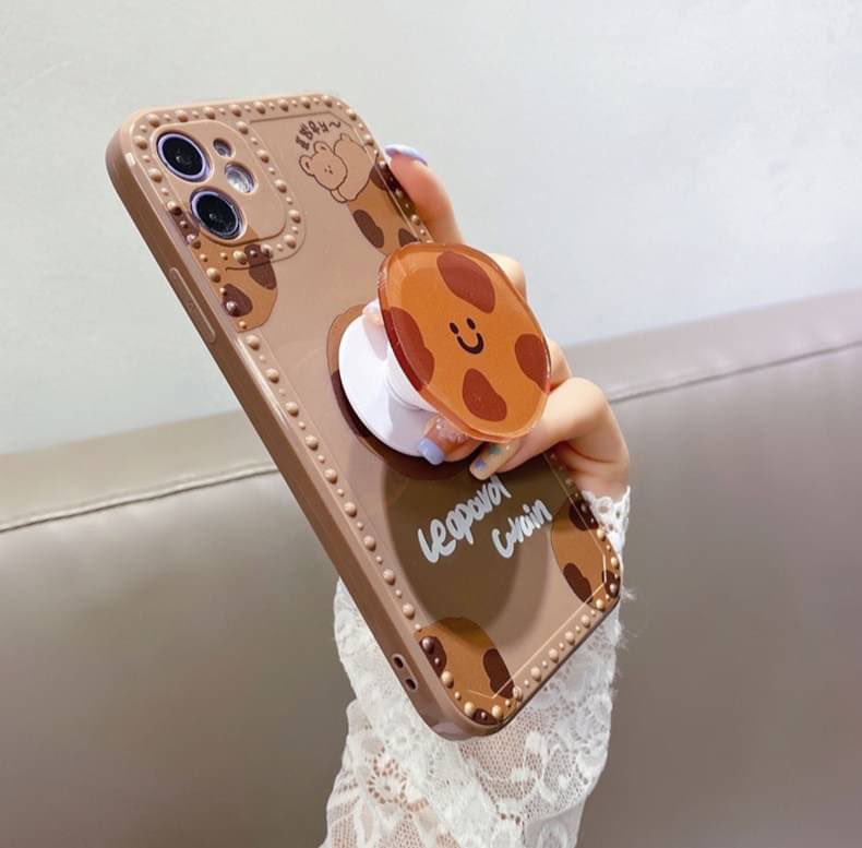 SimplecaseD's tweet image. ♡ เคสคุกกี้ขาว / คุกกี้น้ำตาล (+griptok)
♡︎ 170 บาท
♡ เคสยางนิ่ม คลุมฐานเลนส์กล้อง แถมขาตั้งแบบถุงลม
♡︎ รุ่น : i7+/ i8+ / XR / 11 / 11Pro / 11ProMax / i12 / 12mini / 12pro / 12promax
#เคส #เคสไอโฟน #caseiphone #เคสiphone