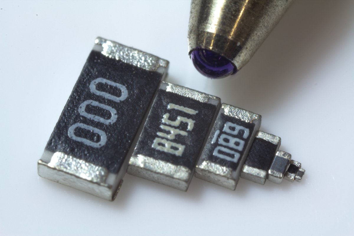 PcbArts's tweet photo. 1206, 0805, 0603, 0402, 0201, 01005, 008004 

To be honest, I had accidentally swapped the 008004 component with a piece of lint when placing it 😅 https://t.co/Ee4EJvP8z9