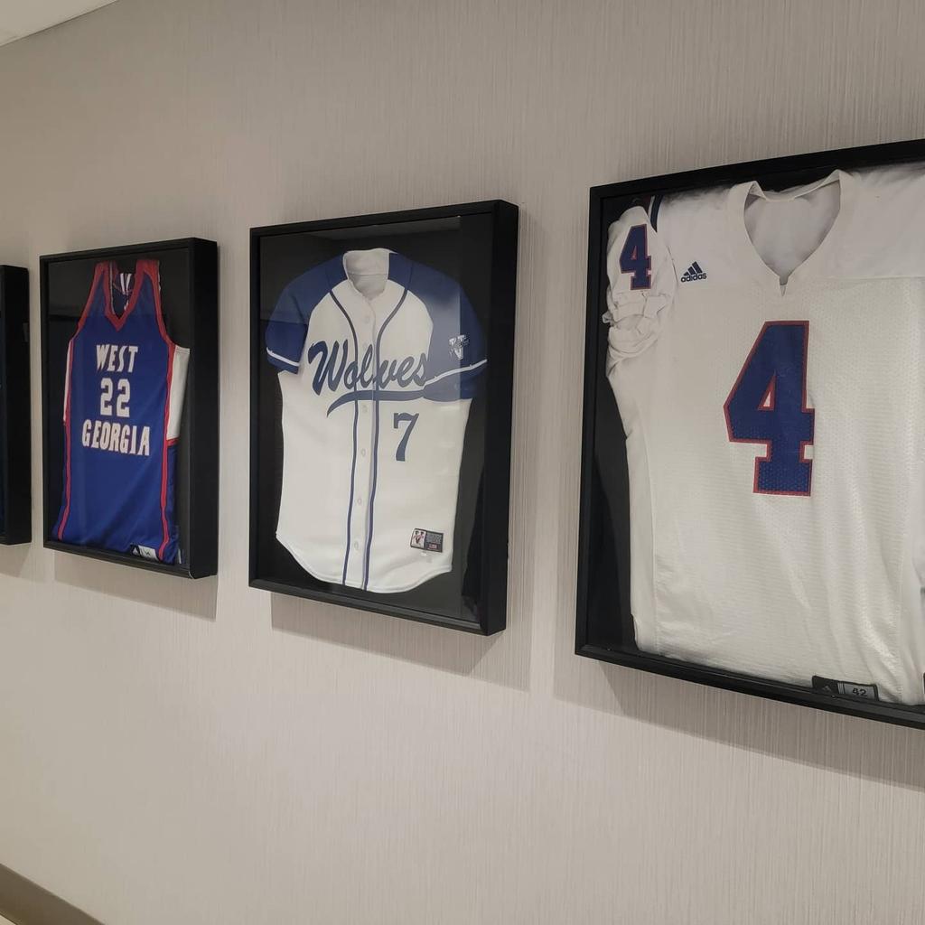RealJCarmichael's tweet photo. A big thanks to our friends at @UWGAthletics Corporate Partner Holiday Inn Express for allowing me to check out the property of the location today.
Grateful for the partnership & look forward to strengthening our relationship as we move forward.
#WeStartTogether #WeRunTogether https://t.co/UTvHFErGlE