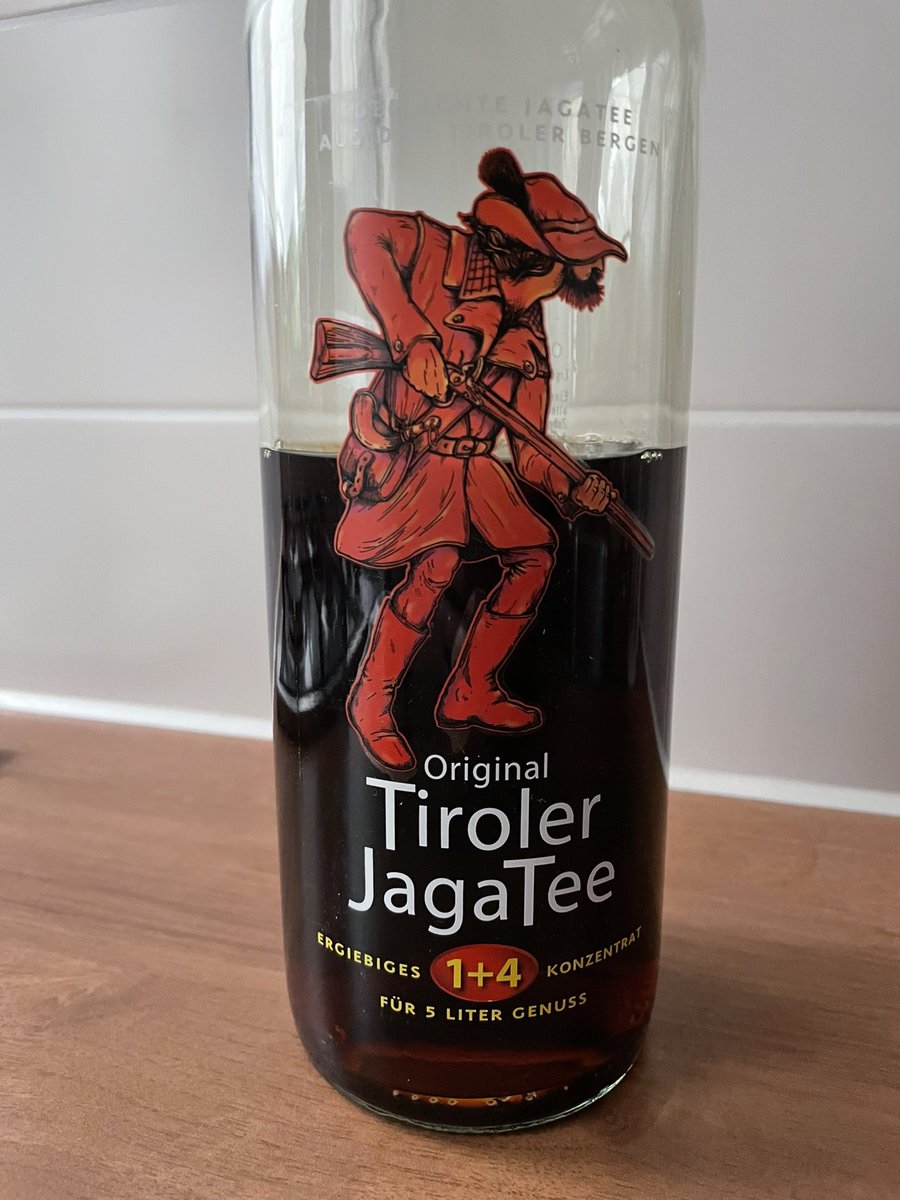 methadevos's tweet photo. Enfin. De R zit weer in de maand en ik had het koud 🤷‍♀️🙃 #jagatee https://t.co/oUb5JTLTgM