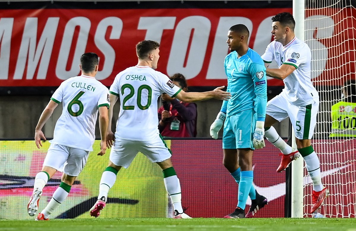 UEFAEURO's tweet photo. 🇮🇪 19-year-old Gavin Bazunu denies Cristiano Ronaldo from the spot! 

#WCQ https://t.co/olKinMwZLp
