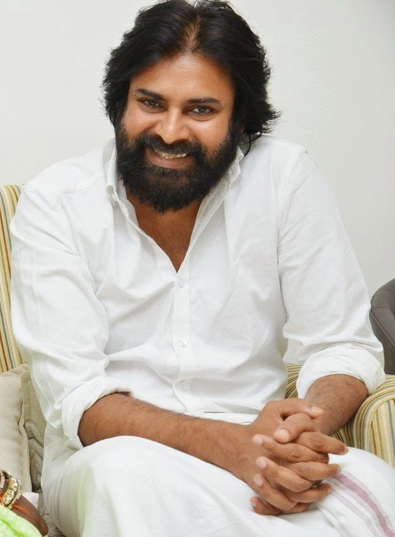 AjithPSPK_fans's tweet photo. 1.01 Million Updated Tweets on #HBDJanaSenaniPawanKalyan and Trending at #1

#HappyBirthdayPSPK at #9 with 17 K Tweets

Happy Birthday @PawanKalyan❤️
Anna 96.1 K Tweets at #14

Garu (Sir in Telugu with 200 K Tweets at #20 

all Trending @TwitterIndia 🥳

 #Valimai | #BheemLaNayak https://t.co/6nyusnhadt