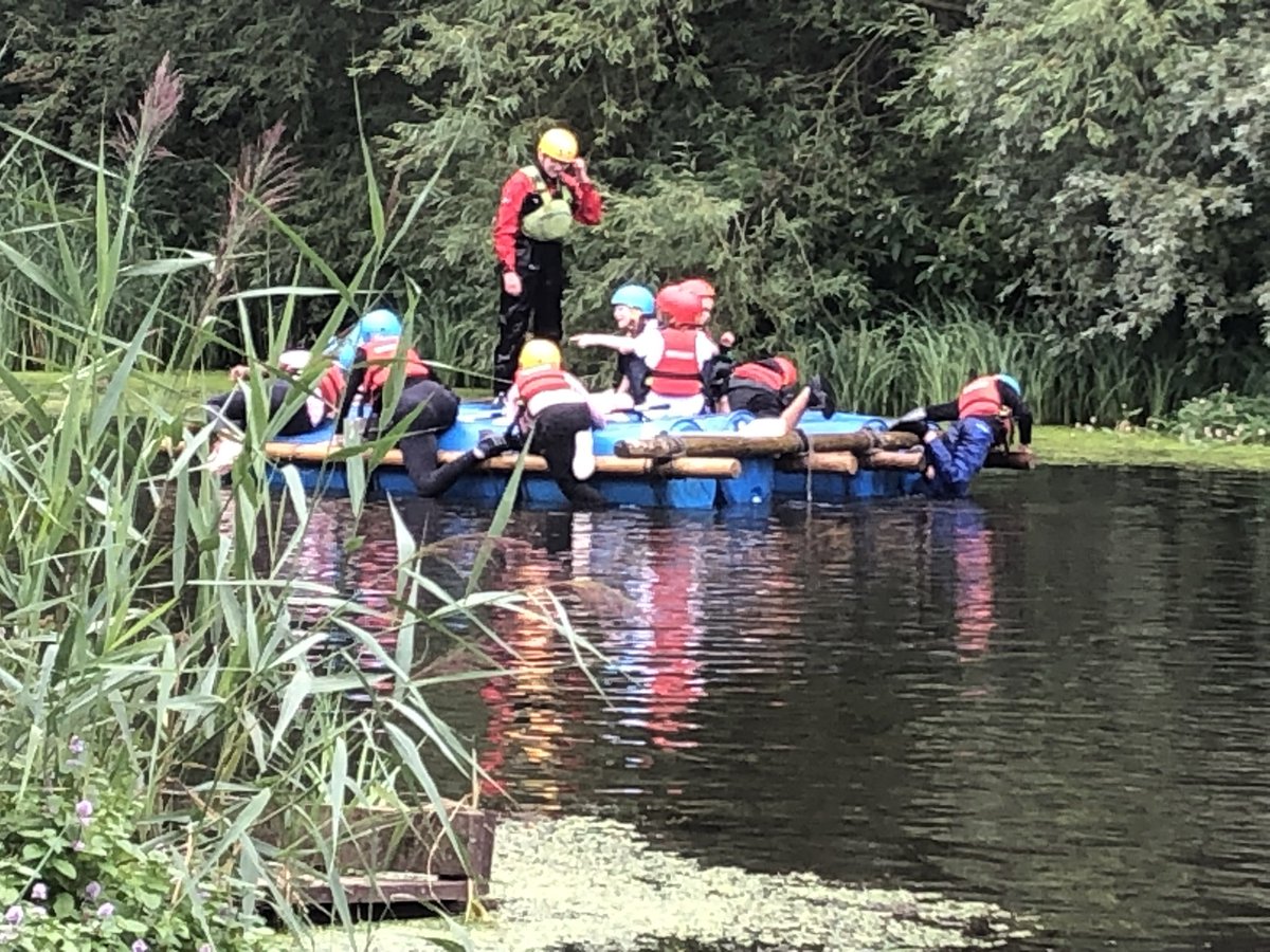 ASALeavers21's tweet photo. Group 2’s morning raft-building - on the water! https://t.co/jEa4HfJ6sx