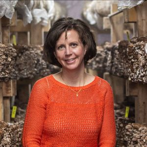 Intersection of Ecology &amp; Economics EAT Community Online Talk tonight with Farmer Elizabeth Almeida 
Register Now. Free.
 - mailchi.mp/9b5c2e595f08/e…