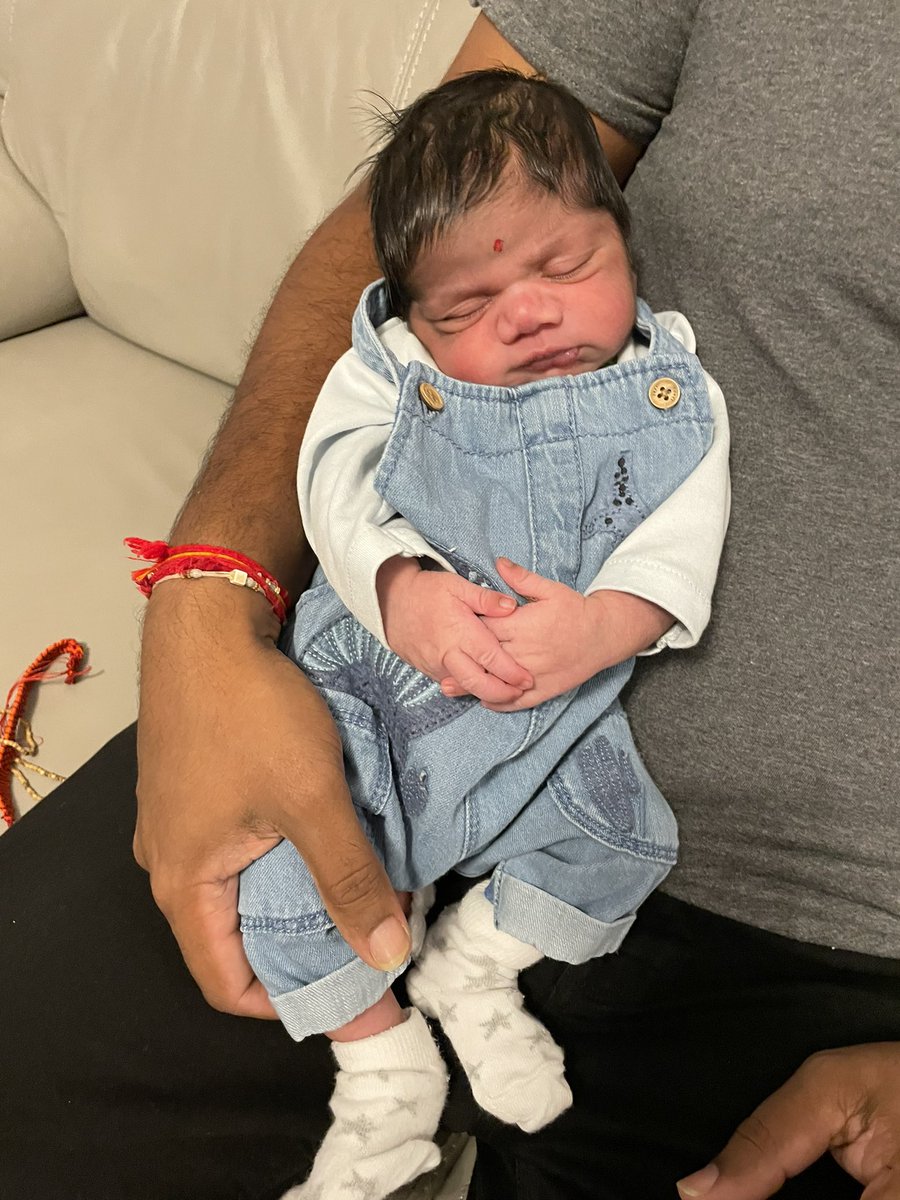Shorticakez's tweet photo. Yesterday 5days old, my gorgeous Prince 👑💙 besotted and in love all over again. Can’t get enough of that new born smell 🥰😍 #minivasta #juniorvasta #VikSon #babyboy #ourprince #nextgeneration #son #prideandjoy #babyswagger #babyphotography #next #newborn #2021baby #blessing https://t.co/qQcSsvxnry