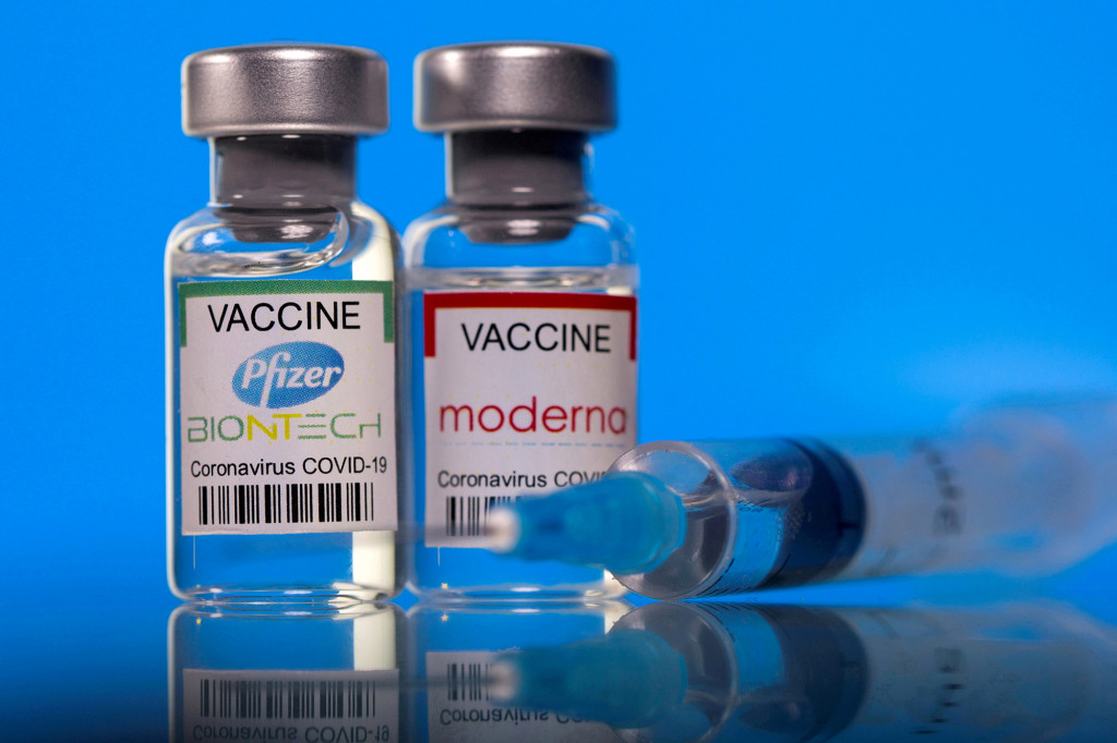 nypost's tweet photo. Moderna vaccine produces twice as many antibodies as Pfizer, study finds https://t.co/R9NEZdZxGX https://t.co/zqHCjJuP8q