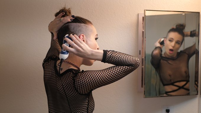 I just posted a video on #realloyalfans. Take a look here: https://t.co/Jn3CclFYbg https://t.co/cMJ6<a href="/tag/realloyalfans"class="tags">#realloyalfans</a>