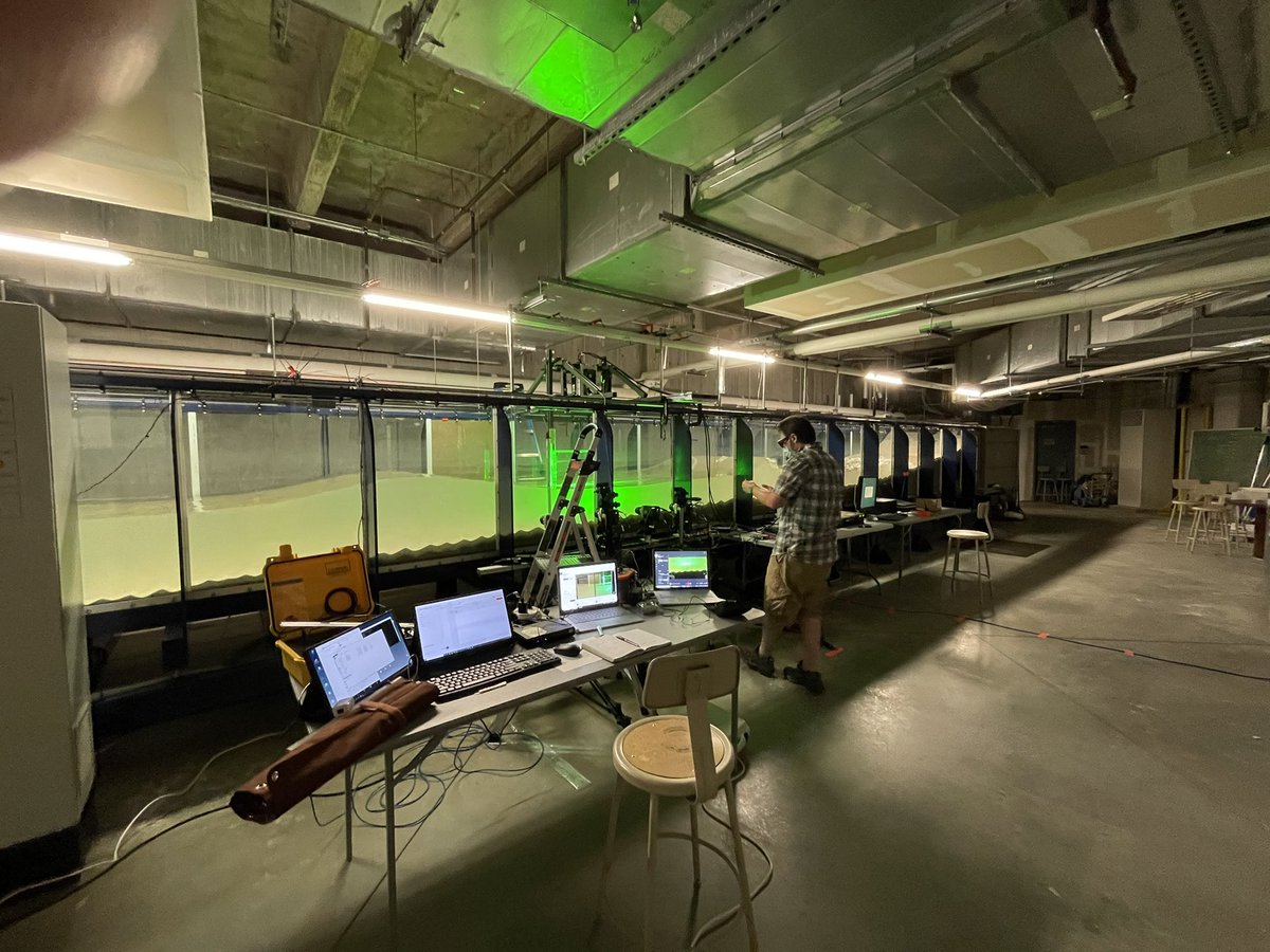 dr_bw's tweet photo. Day 6/5 of #FlumeWeek. Yes, you read that correctly. We had so much fun last week that we came back into the lab for more fun. Blake from @NRL is testing some new #water level sensors, capturing video for edge detection algorithms, and firing the laser for PIV. https://t.co/4238n52zXa