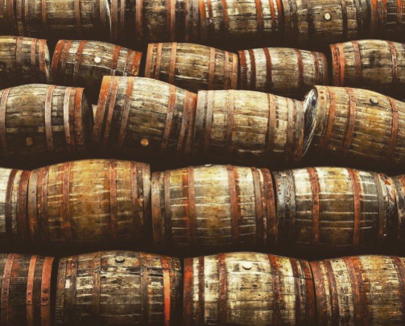 🔵⚪️⚫️Yarnbury beer festival🔵⚪️⚫️ 

‼️We currently have 22 barrels up for sponsorship at our beer festival which is 9th-11th September. They are £60 as an individual or £60+vat for a business any support would be massively appreciated 

#beerfestival #yarnburyarmy #oneclub