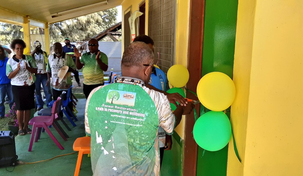 A new Biosecurity Vanuatu office was opened this week at Isangel Tanna, by the Hon Minister of MALFFB Willie Daniel Kalo and SG Tafea Joe Iautim #Tafea #Tanna #BiosecurityVanuatu #Vanuatu_i_redi