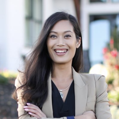Shoutout to all my movers and shakers. All the entrepreneurs and go-getters. Long time no see! I am always in and out of Twitter. #NewProfilePic #RealEstate #realtorlife