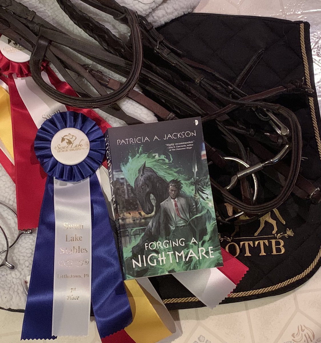 Treistan's tweet photo. “Gentlefolk, now entering the ring for their debut performance round, please welcome - from the @angryrobotbooks stable - FORGING A NIGHTMARE with Patricia A. Jackson!” #Nightmares #warhorses #fallenangels #FourHorsemen #ToHellAndBackAgain #debut #urbanfantasy #blackauthor https://t.co/sFRR4m3erd