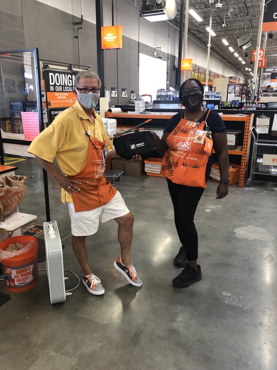 Congrats. Chuck our Store 2768 Credit superstar for the month of August ⁦<a href="/chadgee1/">Chad Galombeck</a>⁩ ⁦<a href="/mirandie11/">Miranda King</a>⁩