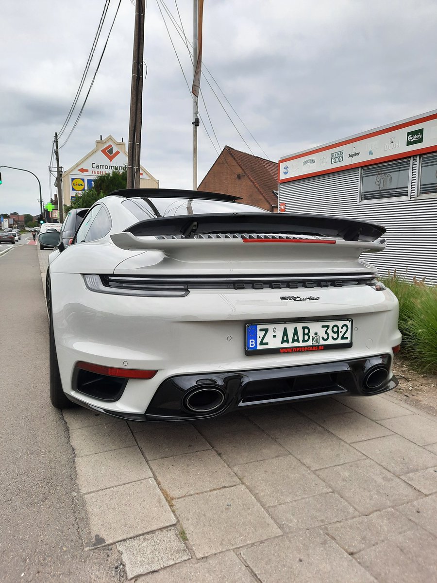 Porsche 992 Turbo