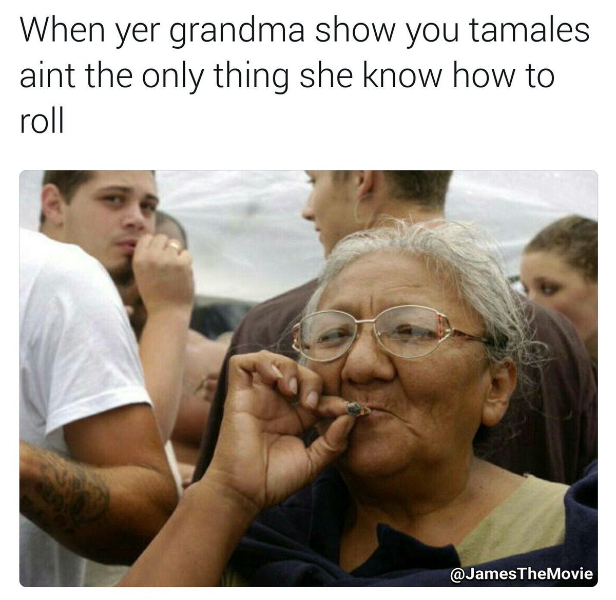 "Si dios nos da licencia..." 😆❤👵🏾🌿 #abuelitas y #marijuana