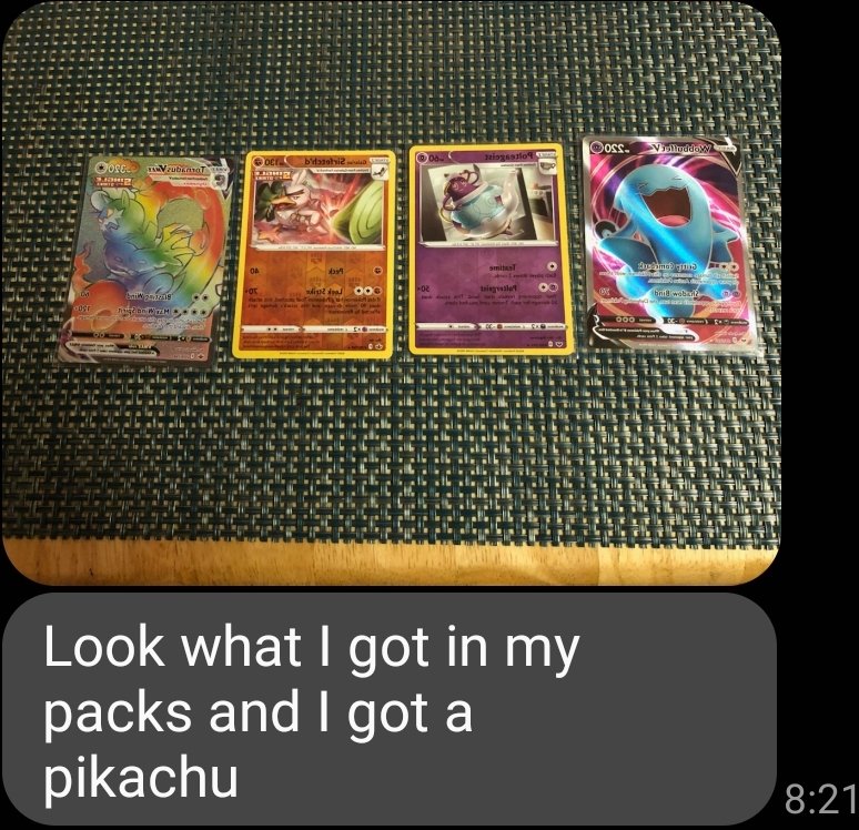 CardMasterCraig's tweet image. Everytime I split packs with my mom from a tin 😭😭 as long as she's happy tho ❤