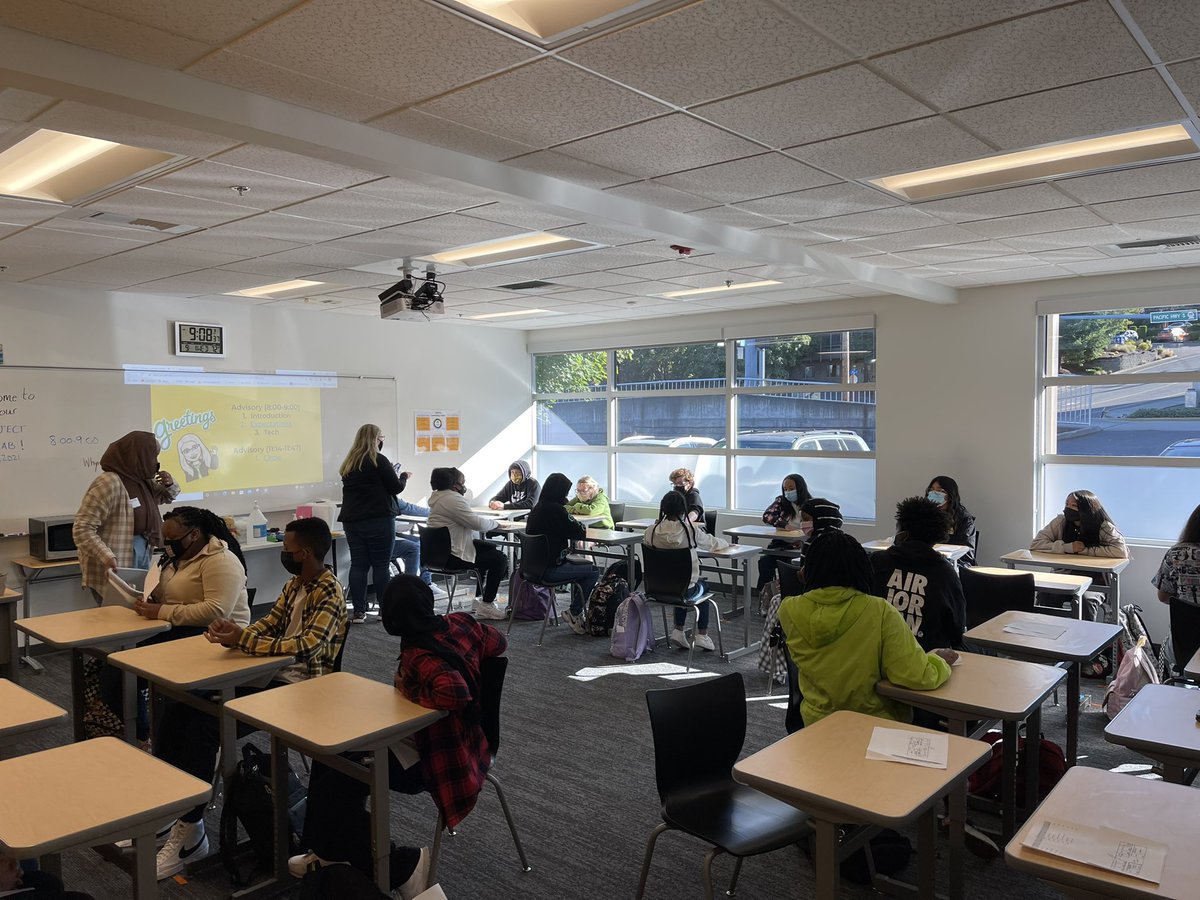 Wnyacademy's tweet photo. It’s HERE!!! We had an amazing first day of School. A big S/O to our founders for making this day so special. We look forward to going on this journey with you. #whynotyou #whynotus #waedu #BackToClass2021 https://t.co/7a4mSKWEt4