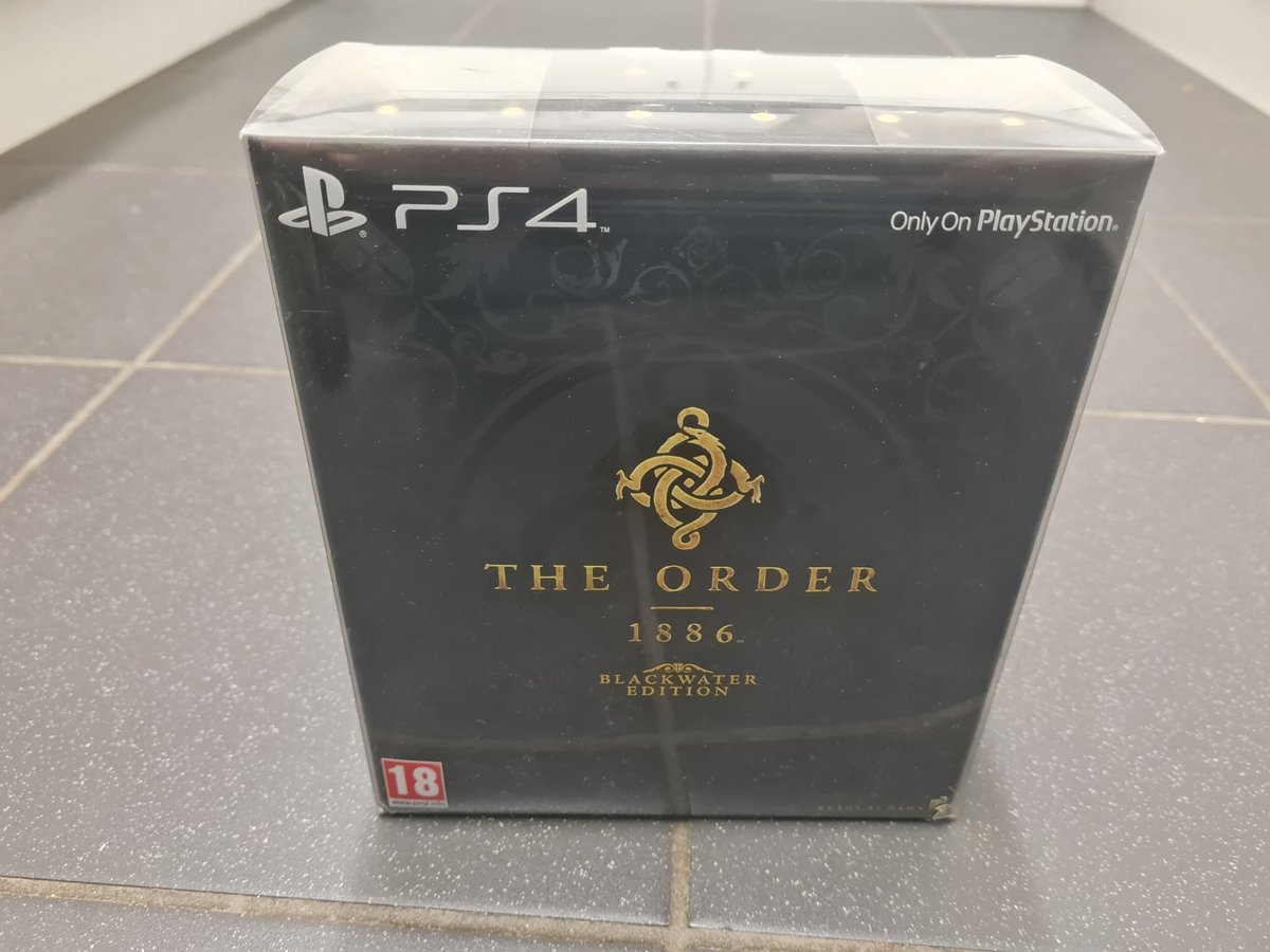 HowittSimon's tweet image. Had a bank holiday CEX adventure on Monday (did go to the seaside with the fiancee on Saturday to make up for it).  Picked up a few interesting things, don't really have room for large PS4 games but couldn't resist this one :)