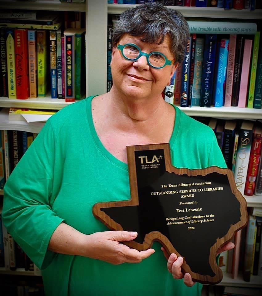 TXLA's tweet image. It is with heavy hearts that we announce the passing of our beloved colleague and friend, Dr. Teri Lesesne @ProfessorNana  As a distinguished professor at @samhoustonstate, Dr. Lesesne inspired countless students for more than 30 years and was a champion for readers of all ages.