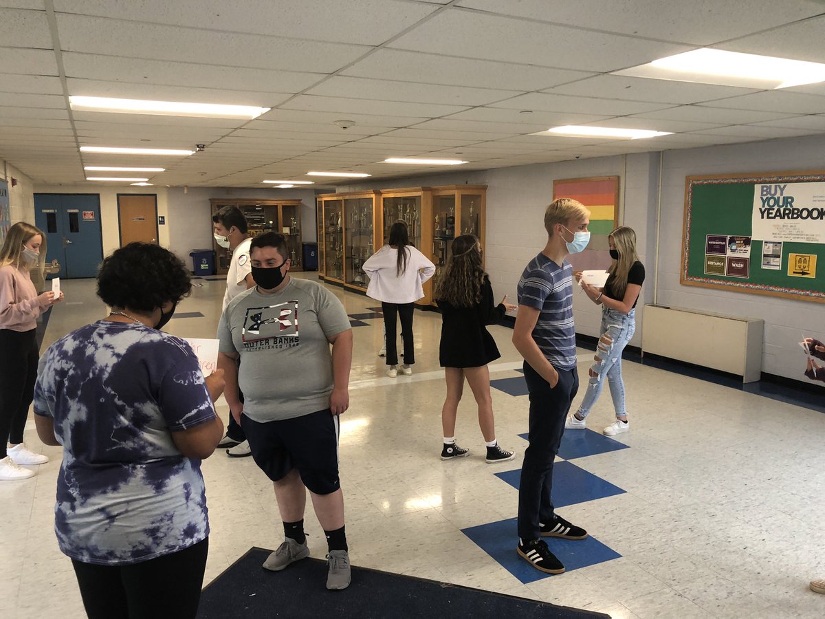 German 4 Ss practicing irregular verbs in the past tense #move #WHRHSPride
