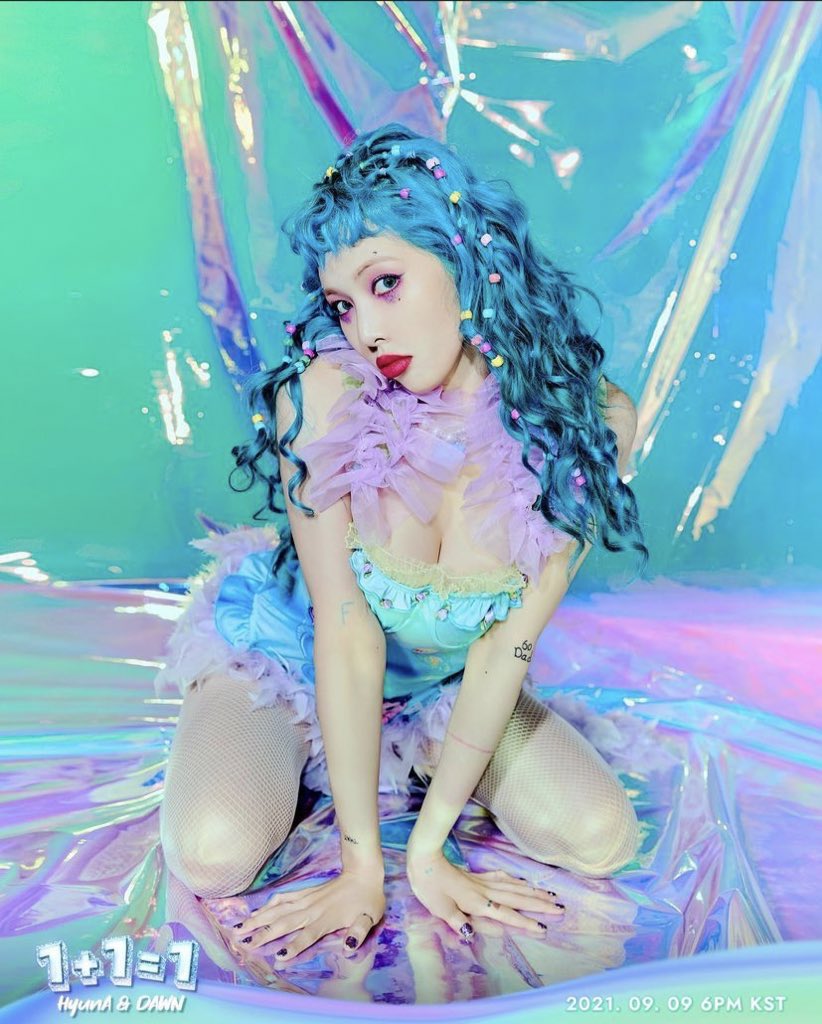 OH MY GOD, THESE CONCEPTS! 

HyunA&amp;DAWN
Teaser Image💚 – HyunA Ver.

HyunA&amp;DAWN
[➊+➊=➊]
2021.09.09 @ 6PM KST