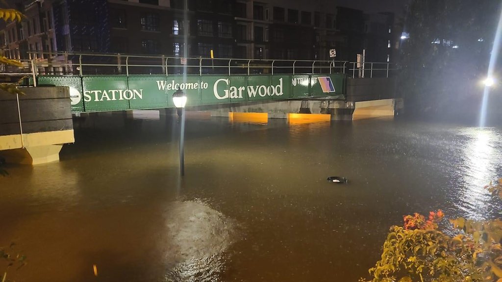 Welcome to Garwood, New Jersey
Population: Underwater #garwood #newjersey #nj #HurricaneIda #ida