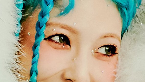 THE DETAILS 🎀 ✨

#HyunA #HyunAandDAWN #현아 
#현아던 #던 #DAWN #PINGPONG