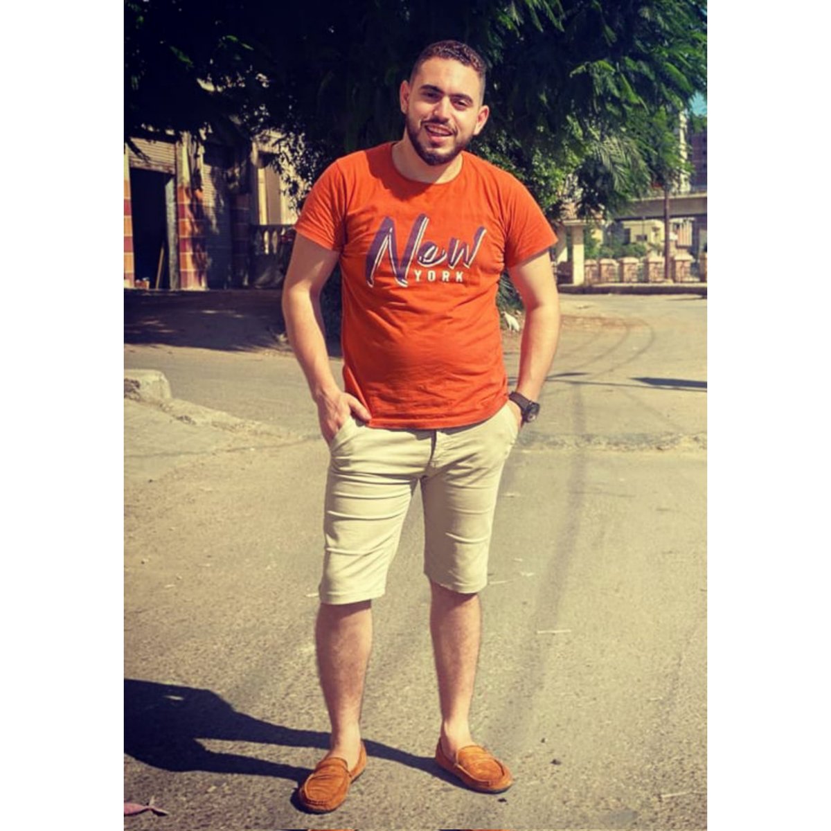 #صورة_ملف_شخصي_جديدة

مازلنا نصون الود رغم نفاذ السبعين عذراً🖤🖤