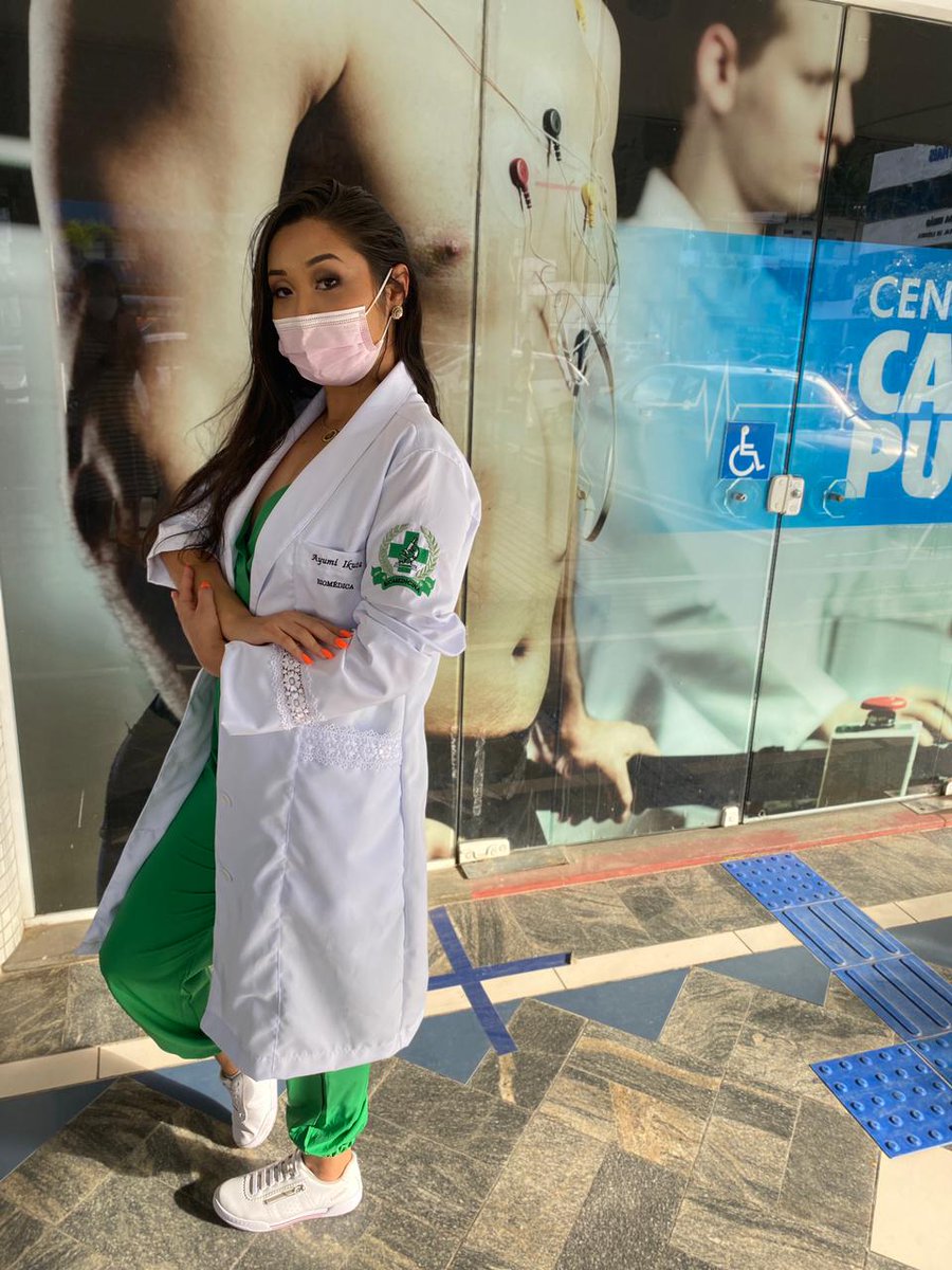 umajapabaiana's tweet photo. Ser Biomédico é enxergar do menor ao maior procedimento com amor e empatia. É muita das vezes agir nos bastidores a fim de renovar no paciente sua saúde e alegria.
~K.C
Foto tirada por: @rhluanasilver 📸
#Biomedicina #EnfimFormada #Formada #FMT #MeDáUmEmprego https://t.co/UJK8t001Xo