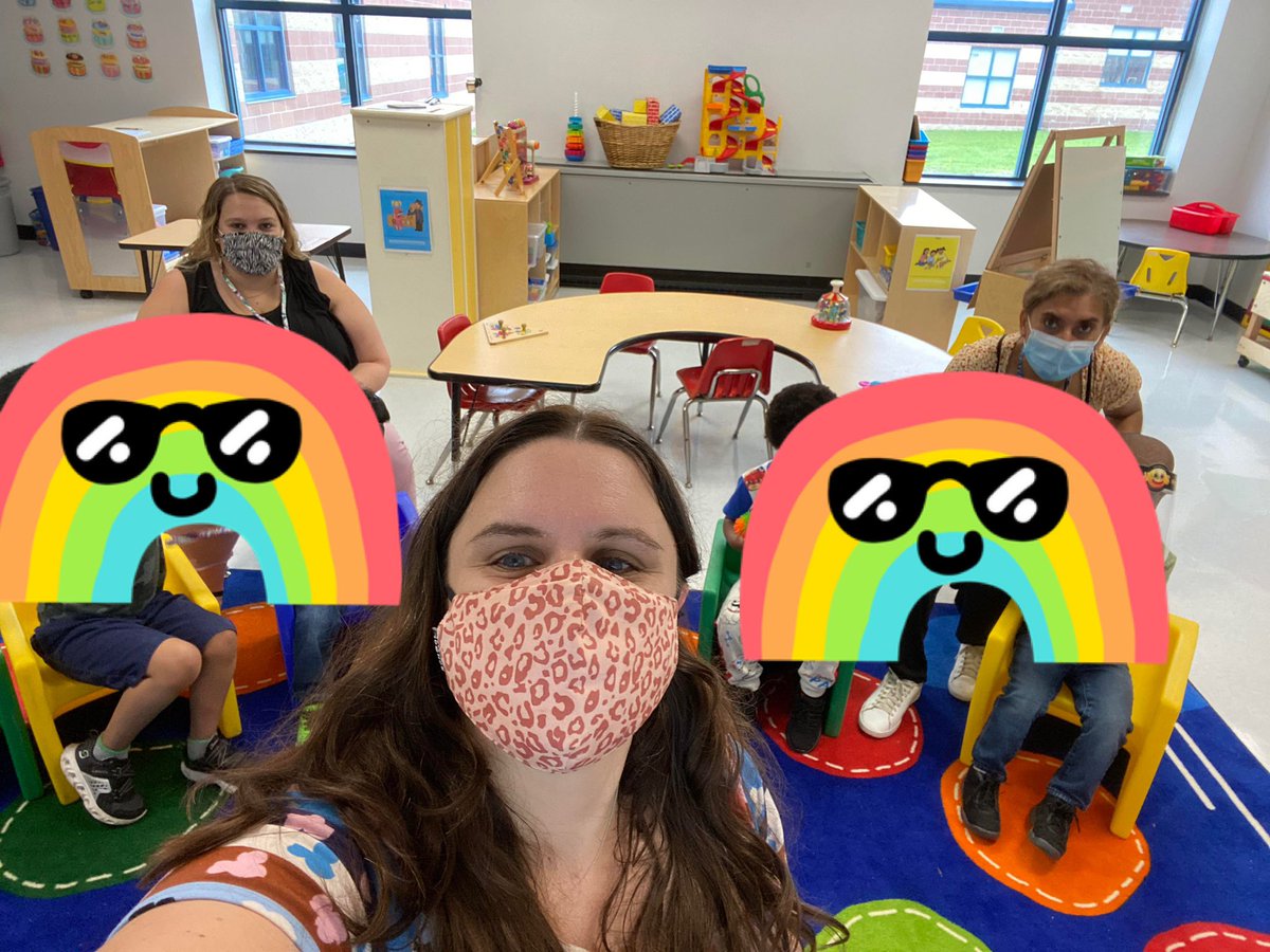 MrsThornsWorld's tweet photo. #FirstDayofSchool #NBTECCBackToSchoolChallenge #TheNewNBTECC #Room202 #2Legit2Quit @MissJessica_216 https://t.co/zu9lfhiGnQ