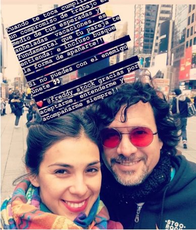 Ramiro___Ca01's tweet photo. Los comunistas de "Shile":

Jadue a guata pela' en Resort VIP de Punta Cana.
Hugo Gutiérrez pasando la caña en primera clase.
Carol Kariola paseando al cafiche por EEUU.
Camila Vallejos va a la marcha con nana.
¡Cinismo total!

Plaza dignidad Costanera Center Matamala #Sismo https://t.co/Fg7nuO3xhf