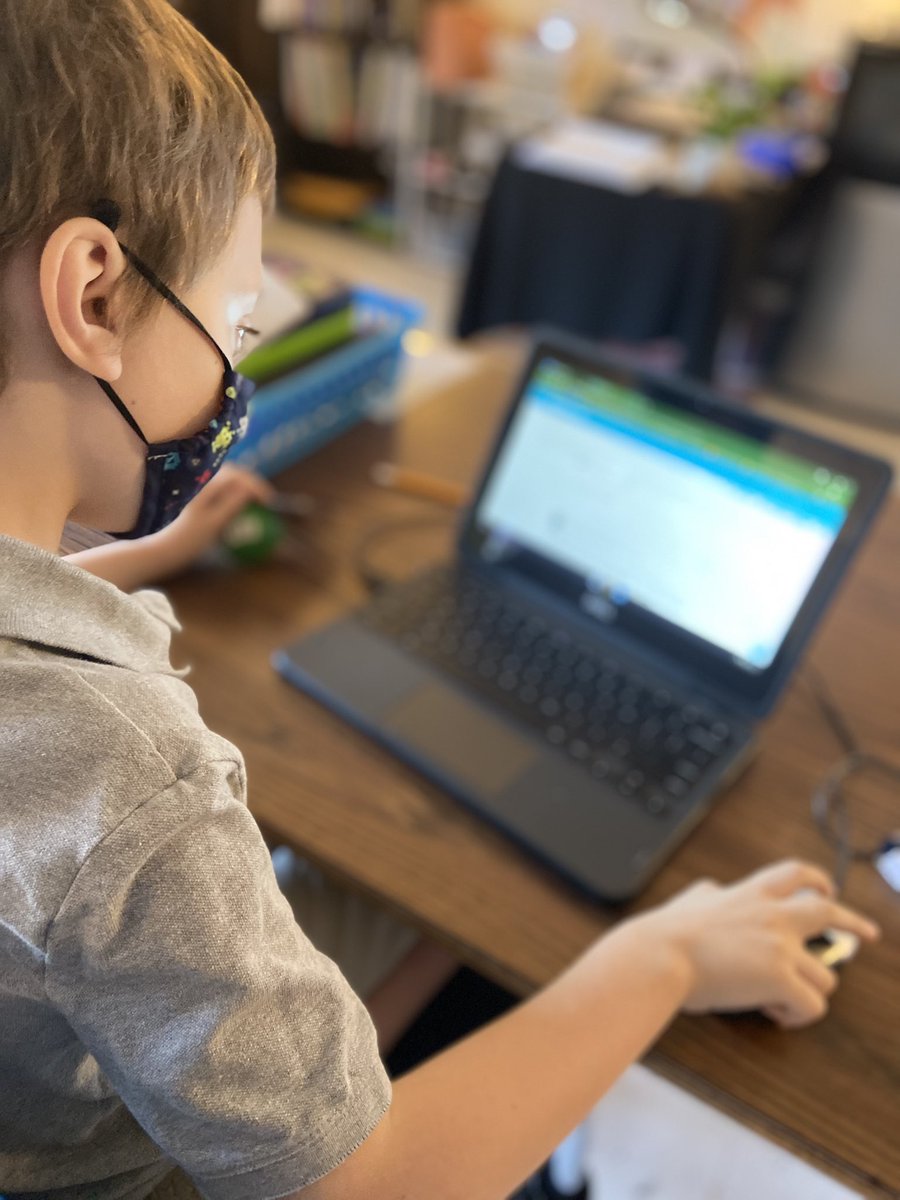 JamelliaPerkins's tweet image. Today in our S.E.A.S classroom… #Differentstudents #differentlevels #ALLLEARNING #EveryStudentMattersEverMomentCounts @LuhrLions