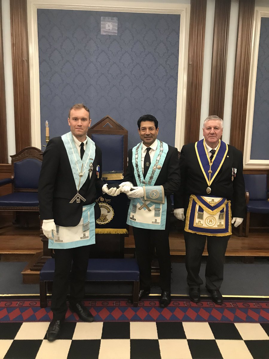 CofF_7320's tweet photo. Congratulations W. Bro Maru!
It was an honour installing you this evening! Have a wonderful year. You’ll do us proud 👏 👏 👏 

#brotherhood #master #lodge #leadership #masons #brothers https://t.co/yCl5CXE4E2